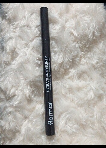 Flormar Flormar ultra thin eyeliner 