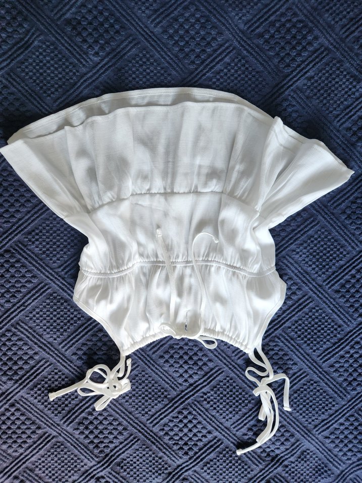 Beyaz Askılı Bağcıklı Bluz - Görsel 4