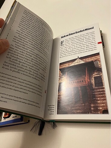 Beden Renk İstanbul Gezi Rehberi 2 kitap set