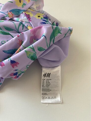 9 Yaş Beden mor Renk H&M mayo 8-10 yaş etiketli