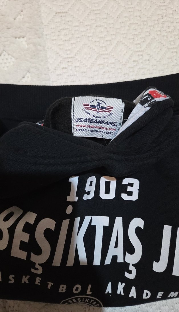 Beşiktaş Baskılı Kapüşonlu Siyah Sweatshirt - Görsel 3