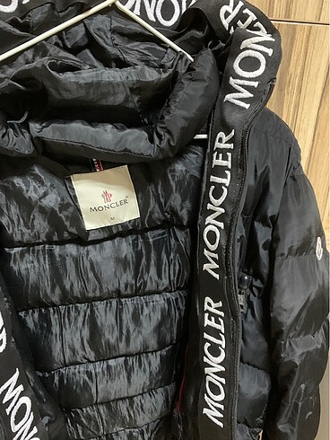 m Beden siyah Renk Moncler şişme mont erkek