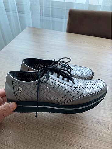 38 Beden Pierre Cardin marka şık ayakkabı