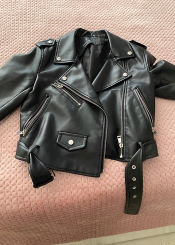 Stradivarius ürünü