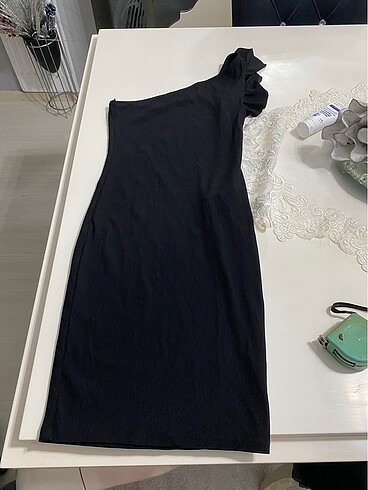 Bershka elbise