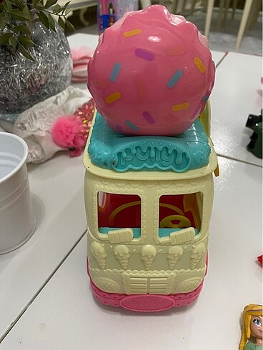 Polly poccet