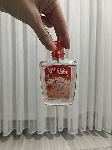 Ulric De Varen Şeftali ve Kremşantili Parfüm