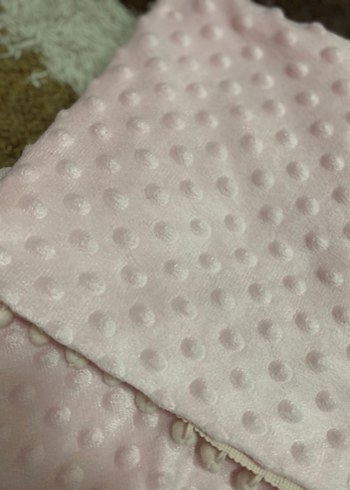 Pembe Nakışlı Çocuk Battaniyesi - Görsel 3