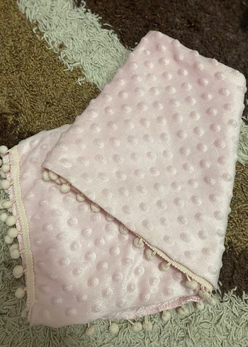 Pembe Nakışlı Çocuk Battaniyesi - Görsel 2