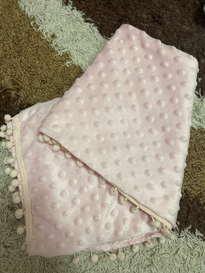 Pembe Nakışlı Çocuk Battaniyesi - Görsel 2