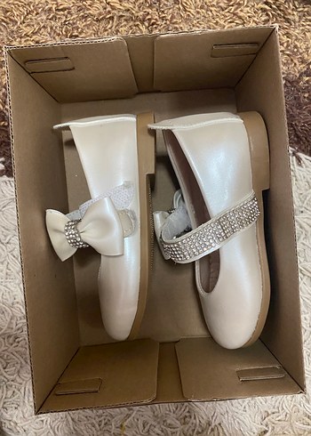 Kız Çocuk Beyaz Taşlı Babet Ayakkabı - Görsel 5