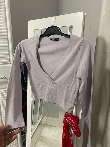 Lila crop penye
