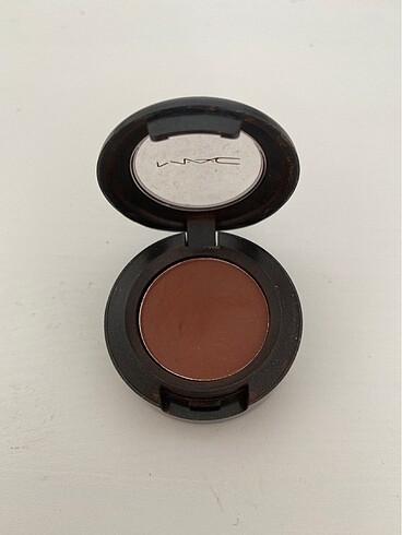 Mac swiss chocolate göz kafı