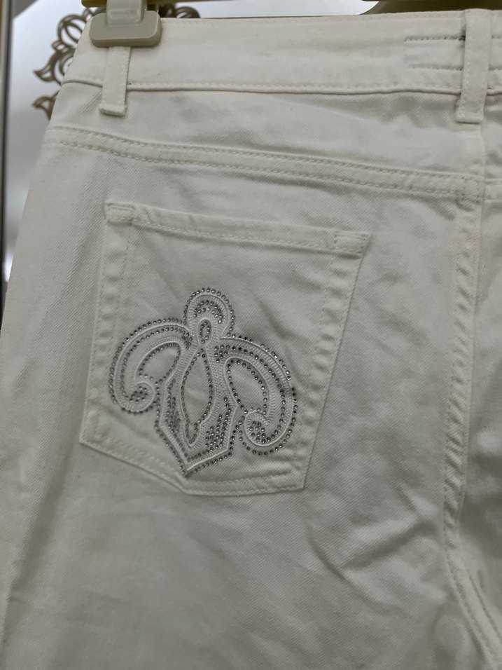 Düğmeli Beyaz Pamuk Kadın Jean - Görsel 4