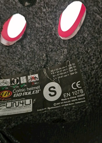 Kırmızı Baskılı Kaykay Kaskı - Görsel 3