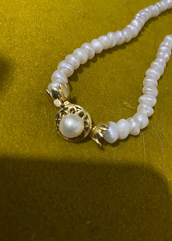 Gerçek Doğal İnci Kolye | Altın Detaylı
Zarif ve Şık - Görsel 3