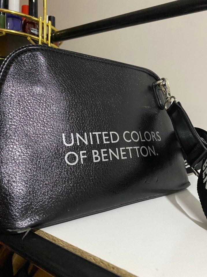 Siyah Deri United Colors of Benetton Çapraz Çanta - Görsel 4