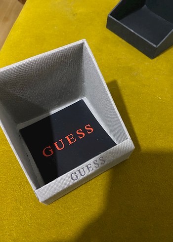 GUESS Klasik Altın Renk Kadın Saati - Görsel 4