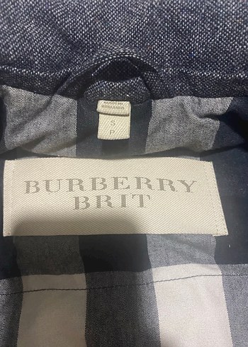 Burberry Brit Şişme Mont Orijinal & Bakımlı - Görsel 3
