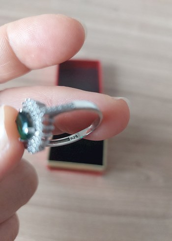 925 ayar Zümrüt doğal taşlı yüzük - Görsel 3