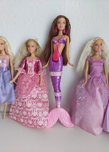 Barbie bebekler 