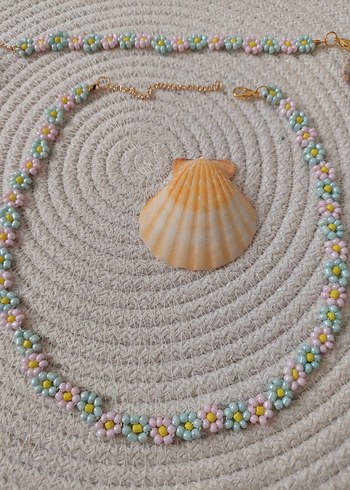 American Vintage Pastel Renkli Boncuklu Uzun Kadın Kolye
