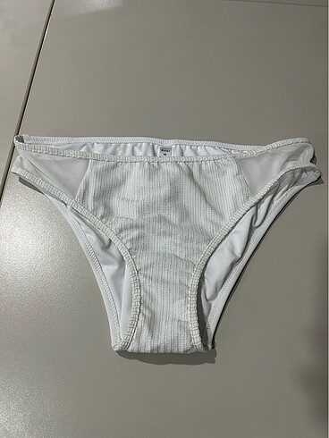 Diğer Dagi bikini altı