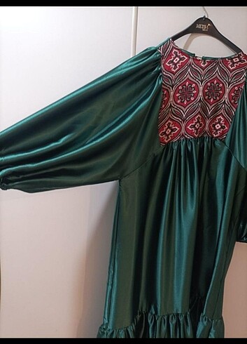 Saten elbise - Görsel 2