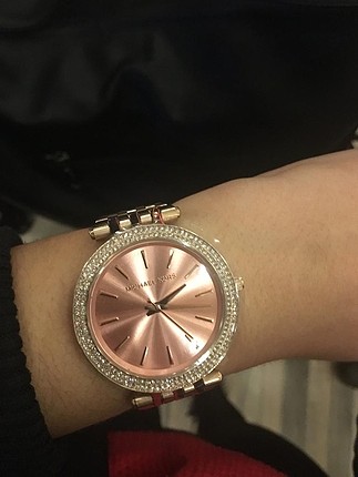 Michael Kors rose gold saat