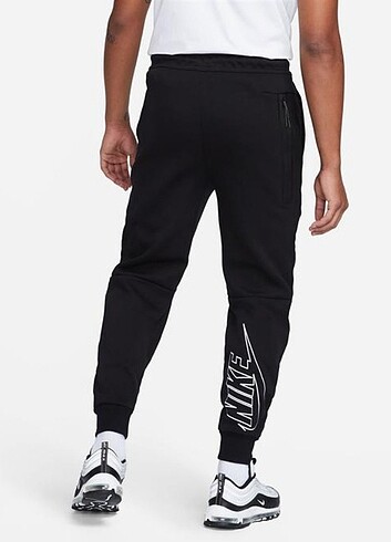 Nike tech m beden eşofman altı 