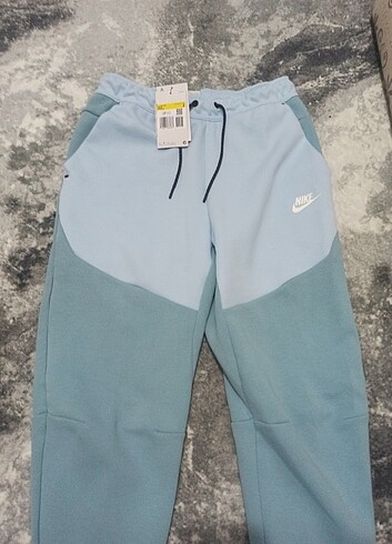 s Beden mavi Renk Nike tech blue sıfır etiketli jogger