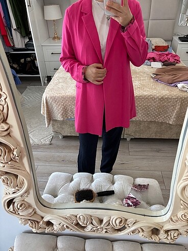 Pembe ceket