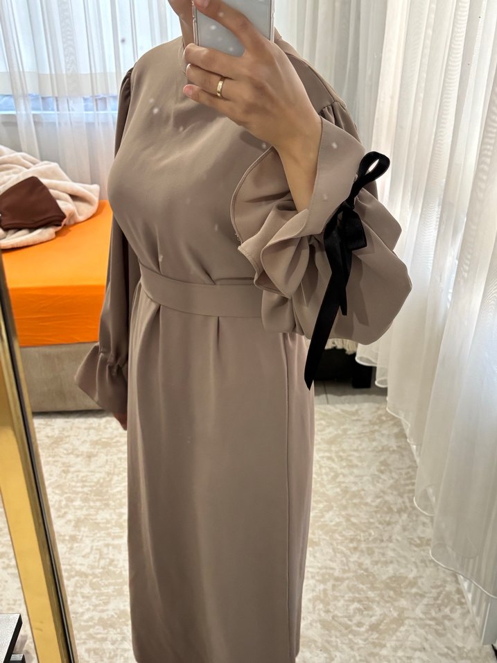 Bej Uzun Kollu Fırfırlı Kadın Elbise - Görsel 5