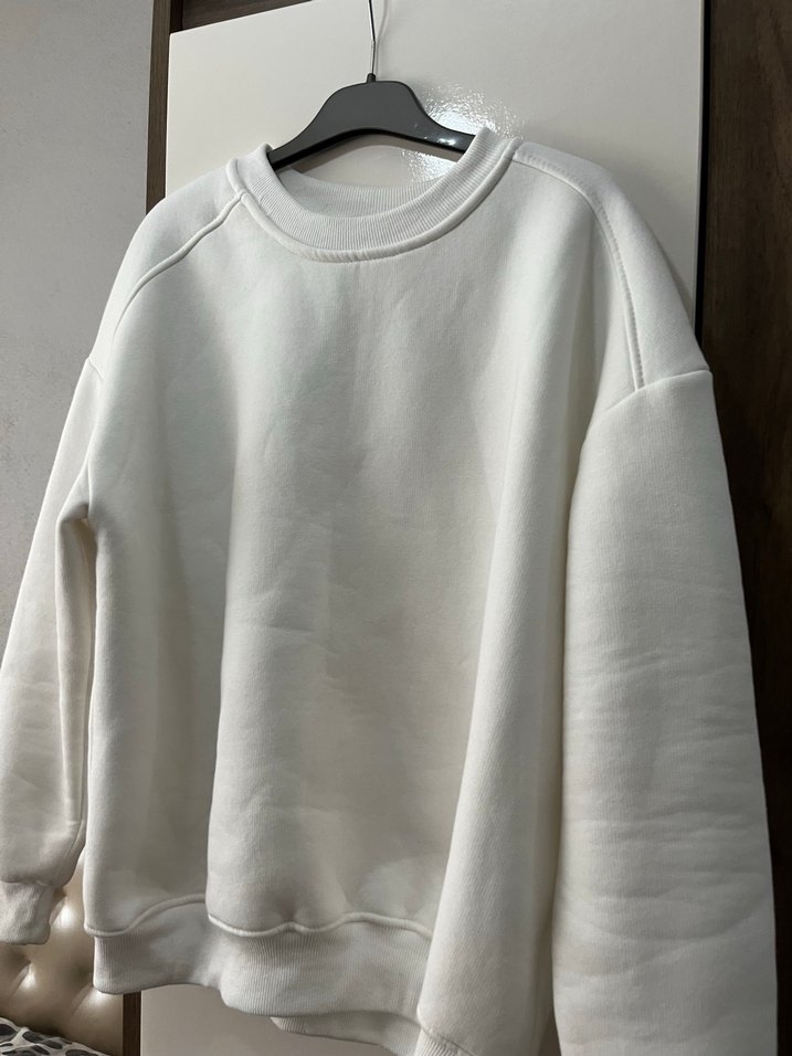 Beyaz Kadın Sweatshirt Uzun Kollu Rahat Kesim - Görsel 3