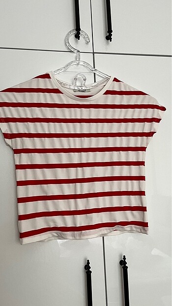Çizgili T-shirt