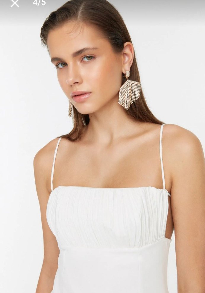 Beyaz Uzun Askılı Kadın Elbisesi - Görsel 3