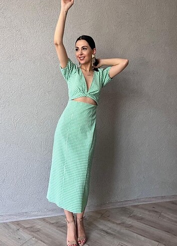 s Beden Pencere detaylı uzun elbise