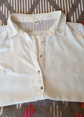 Beyaz Düğmeli Kadın Kısa Kollu Gömlek - Görsel 6