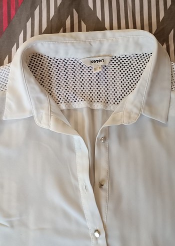 Beyaz Düğmeli Kadın Kısa Kollu Gömlek - Görsel 2