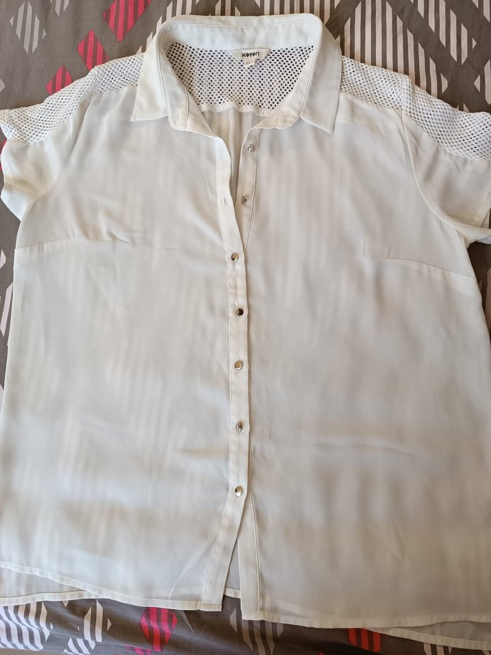 Beyaz Düğmeli Kadın Kısa Kollu Gömlek - Görsel 5