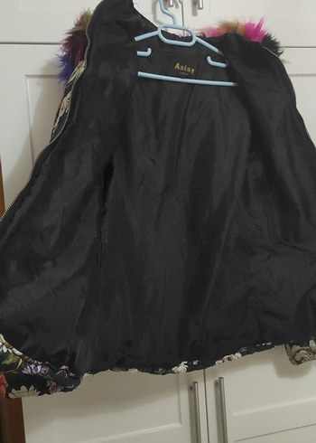 Çiçek Desenli kız çocuk mont - Görsel 4