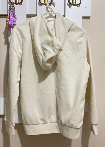 Beyaz Kapüşonlu Kadın Sweatshirt - Görsel 4