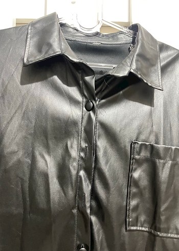 Siyah Deri Düğmeli Gömlek Ceket - Görsel 2