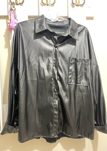 Siyah Deri Düğmeli Gömlek Ceket - Görsel 5