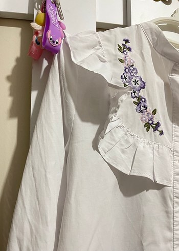Nakışlı Beyaz Pamuklu Uzun Kollu Gömlek - Görsel 4