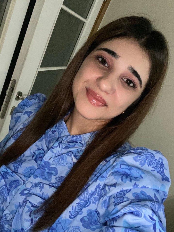 Mavi Çiçekli Fırfırlı Kadın Gömlek - Görsel 5