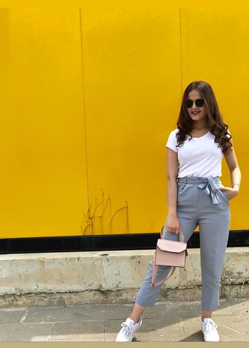 Quzu Gri Kemerli yüksek bel Kadın Kumaş Pantolon