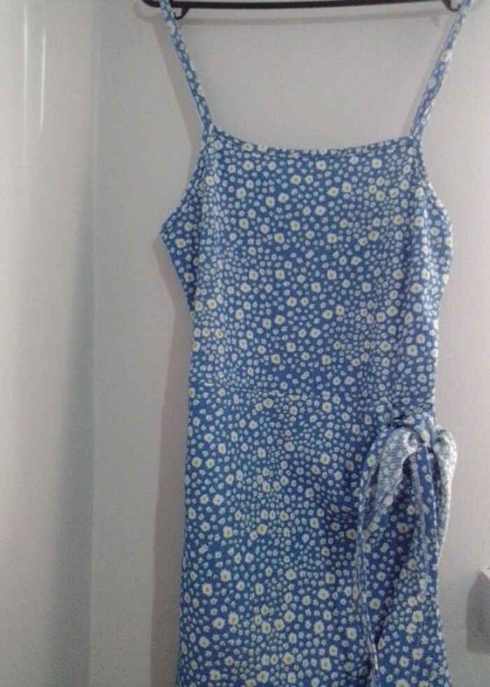 Bağlama detaylı şort elbise - Görsel 4