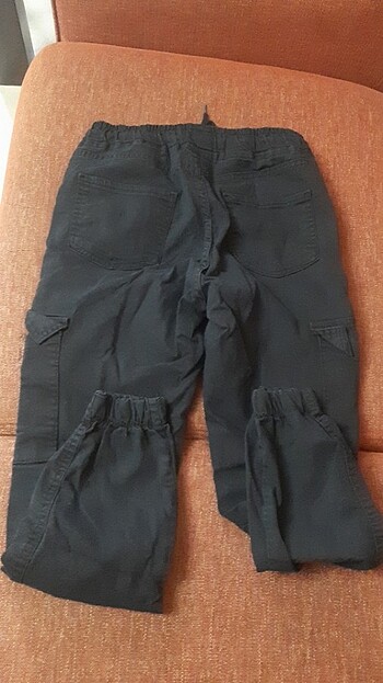 30 Beden Rahat bir pantolon 
