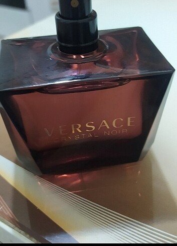  Beden Renk Versace crystal noir EDT 